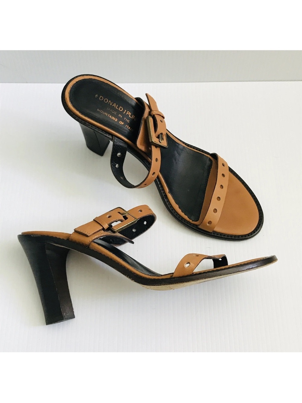 Donald J Pliner Tan Naomy Mule Heels Size 8.5 Buckle Leather Slip On Shoes